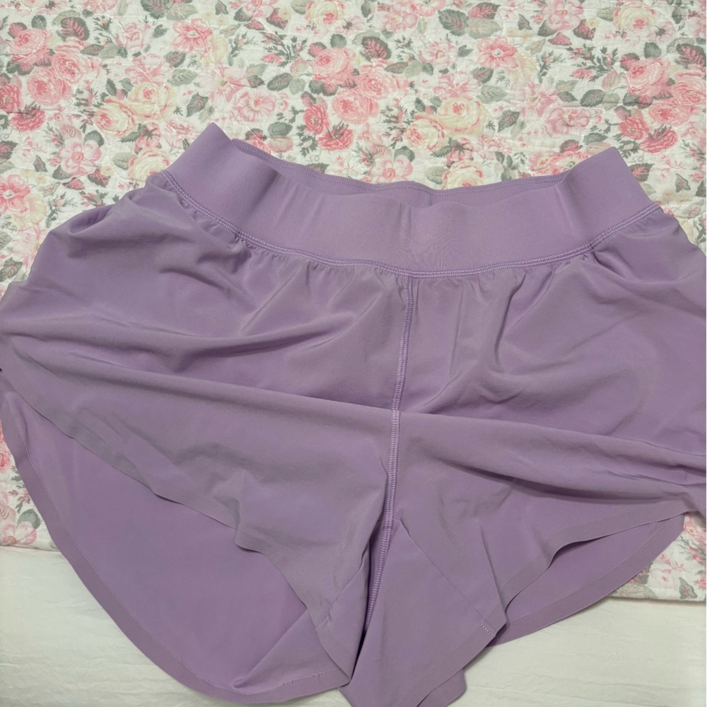 Flowy athletic shorts